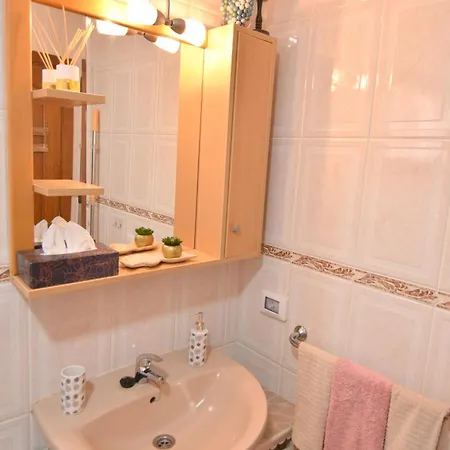 Edith - Complex Tagara, Fully Equipped, Ac And Pool Puerto de Santiago (Tenerife)