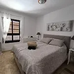 Edith - Complex Tagara, Fully Equipped, Ac And Pool Daire