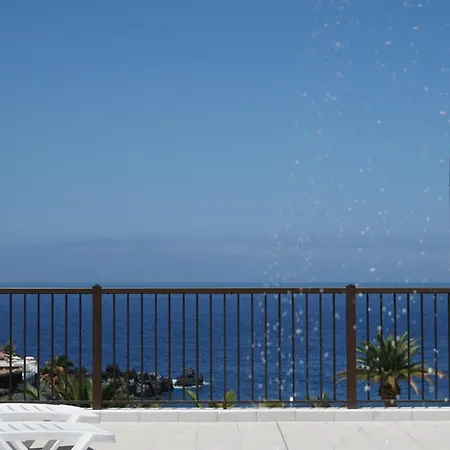 Edith - Complex Tagara, Fully Equipped, Ac And Pool Appartement