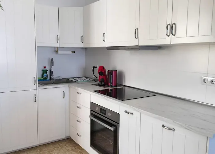 Edith - Complex Tagara, Fully Equipped, Ac And Pool Lägenhet