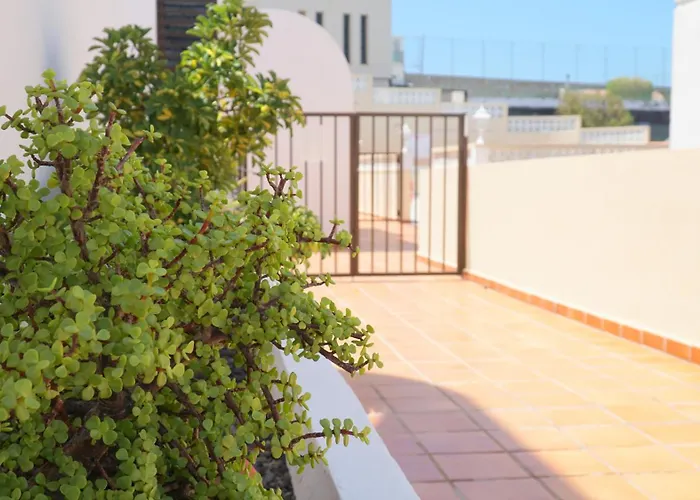 Edith - Complex Tagara, Fully Equipped, Ac And Pool Lägenhet